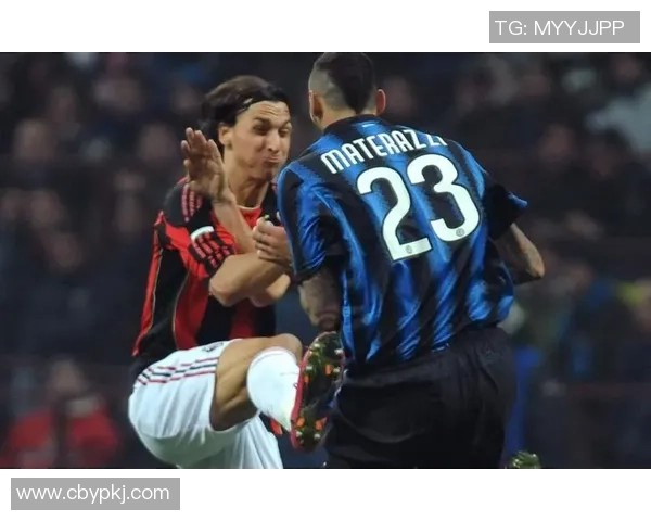 足球巨星伊布挑战机器人对决 究竟谁能称霸赛场的未来之战